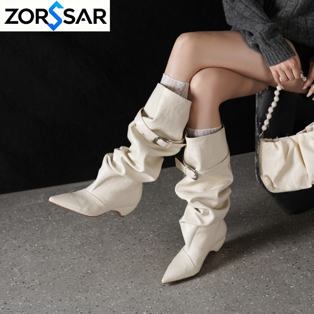 Street Fashion Winter 2026 - 2026 Retro Style Pleated Belt Buckle
