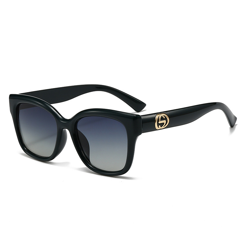 Retro Minimalist Solid Color F - Street Fashion Photography review and price