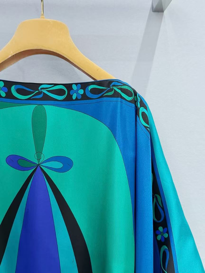 Classic Women's Green Cloaks w - Street Fashion Logo review and price
