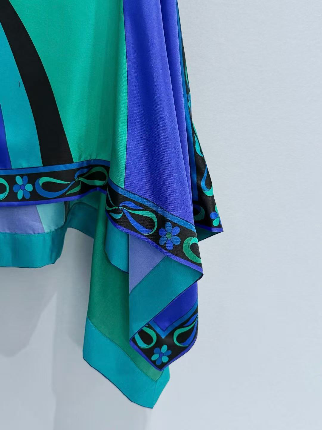 Classic Women's Green Cloaks w - Street Fashion Logo review and price
